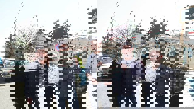 تجمع زنبوردان مقابل فرمانداری مشکین شهر(خیاو)