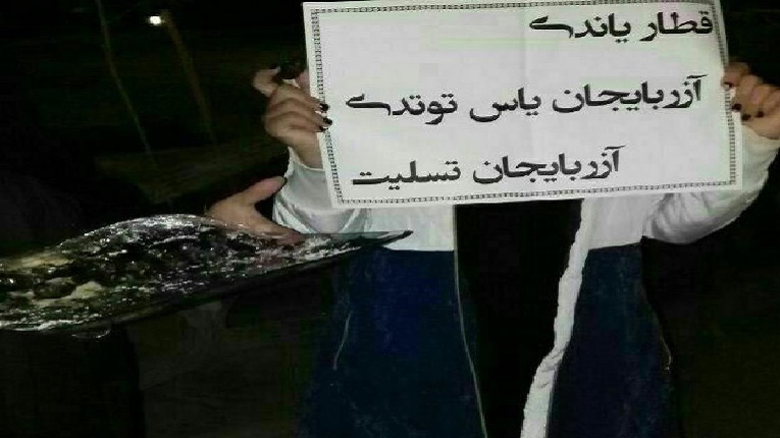 یک مقام نیروی انتظامی می‌گوید شمع روشن کنندگان دستگیر نشده‌اند