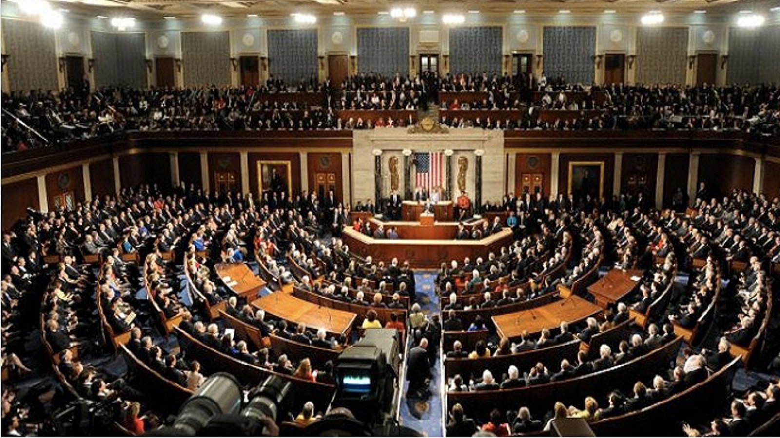 کنگره آمریکا قانون لغو توافق اتمی با ایران را تصویب کرد