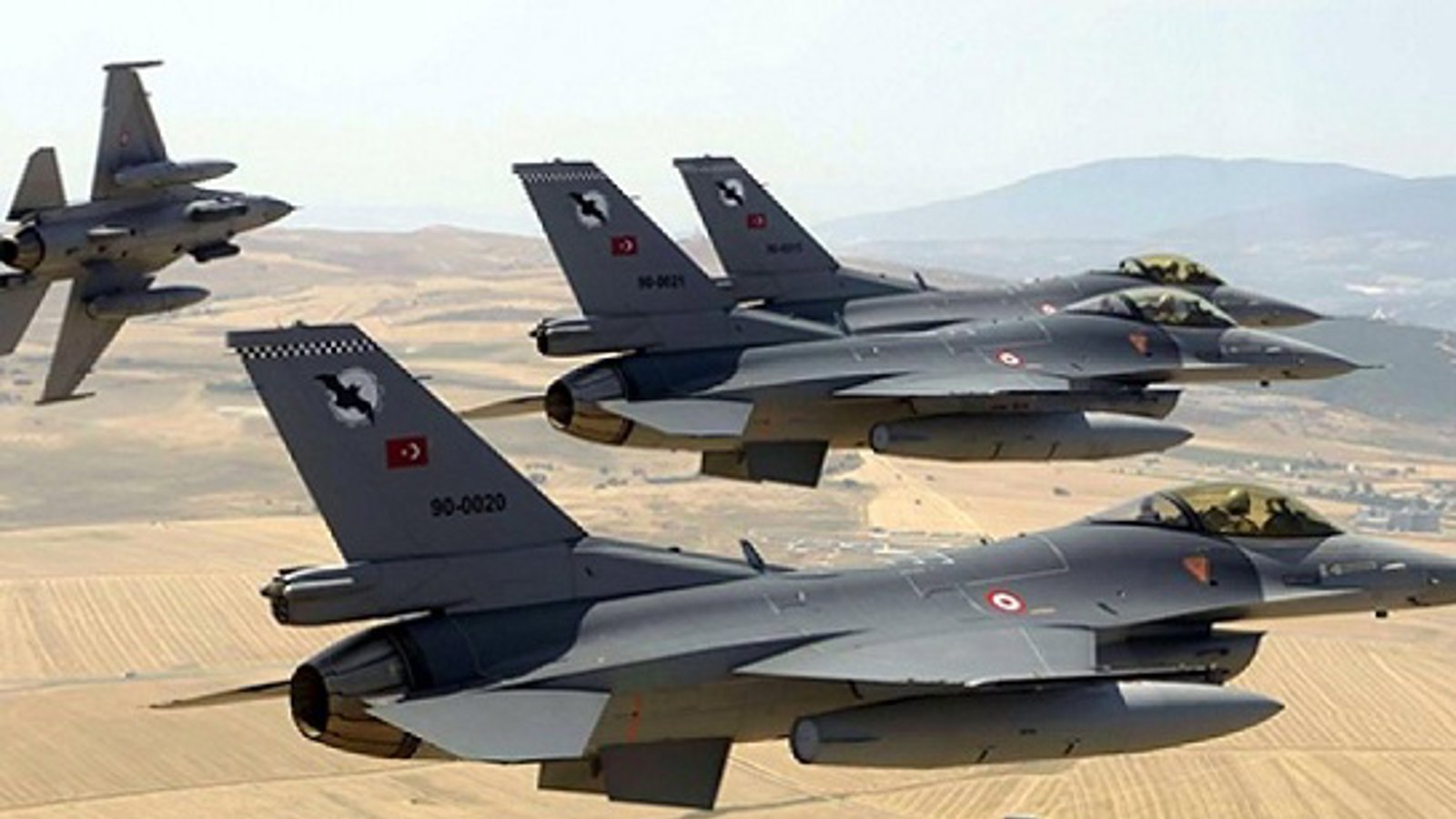 ۴۹ تروریست پ ک ک در حمله جنگنده های ترکیه کشته شدند