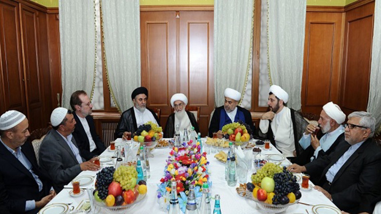 آیت الله نوری همدانی: برای آزادی قره باغ دعا می کنم و امیدوارم اراضی اشغالی به آزربایجان برگردد