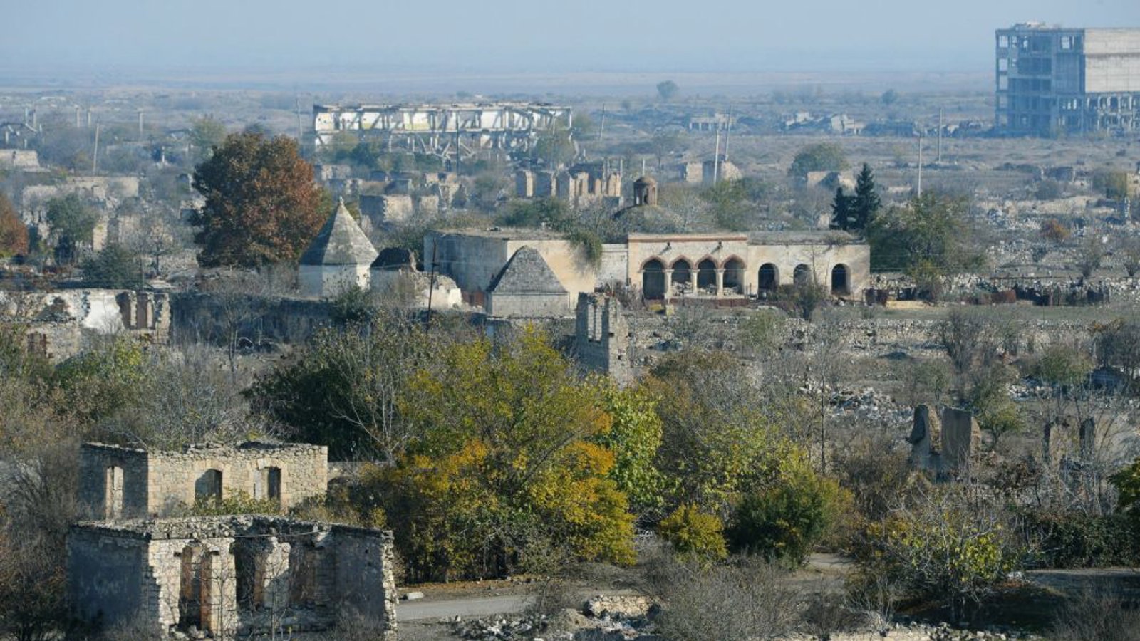 "بیش از ۴۰۰ اثر تاریخی در مناطق آزاد شده قره‌باغ تخریب شده‌اند"