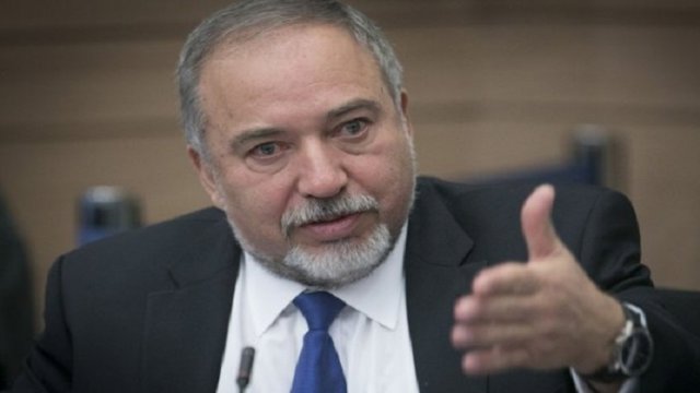 وزیر دفاع اسرائیل: اگر روحانی ترور شود تعجب نمی کنم