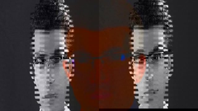 آیت مهرعلی بیگلو از زندان تبریز به مرخصی آمد