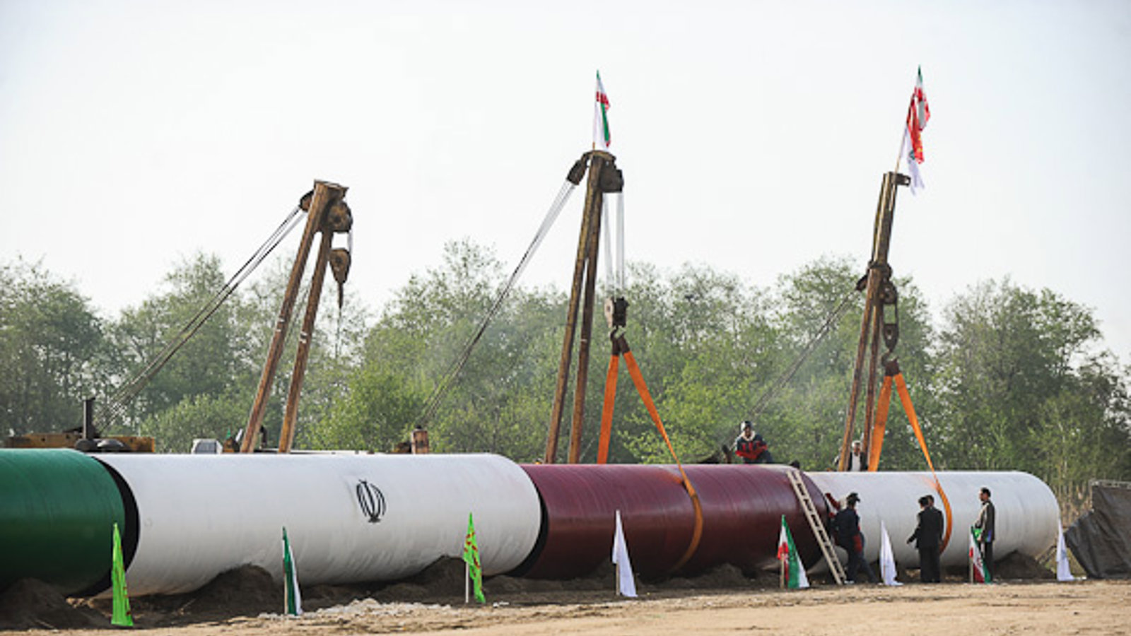 ۱۴ برابر بودجه دولتی افتتاحیه و کلنگ زنی در استان کرمان