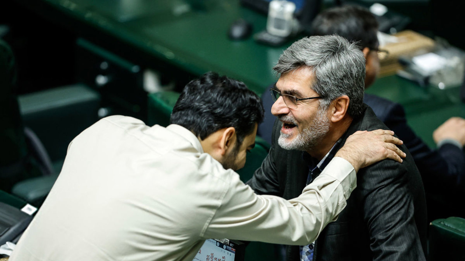 حمله جریان پایداری به سیاست تنش‌زدایی دولت پزشکیان با جمهوری آذربایجان