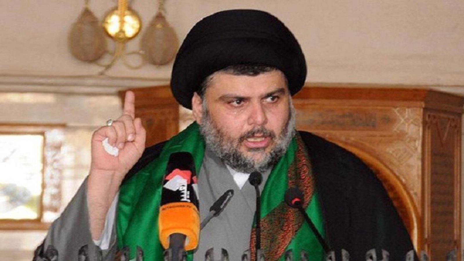 مقتدی صدر خواستار کناره‌گیری بشار اسد از قدرت شد