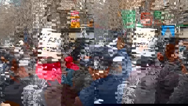 یامان گونلرده خالقی‌نین یانیندا دوران هر کس اونودولماییر ...