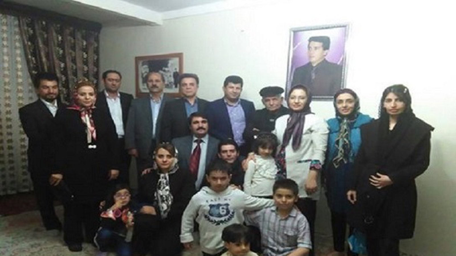 دیدار جمعی از فعالین آزربایجانی با خانواده شهید غلامرضا امانی + تصویر