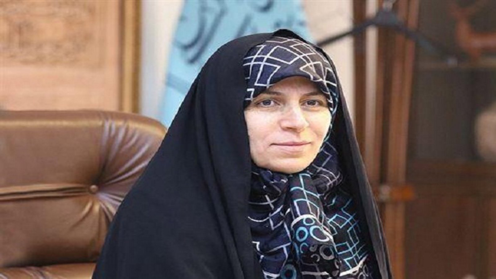 اعتراض سازمان میراث فرهنگی به دفن شهدا در محوطه پاسارگاد و سکوت در قبال تخریب ارگ تبریز