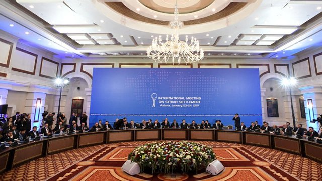 آغاز دیدار نمایندگان روسیه ، تورکیه و ایران برای حل و فصل بحران سوریه در قزاقستان