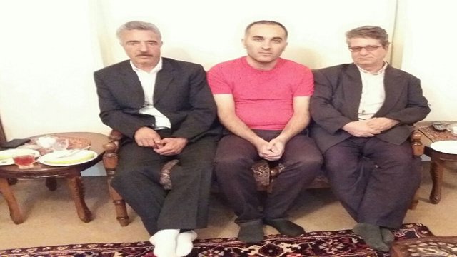 دیدار جمعی از فعالین با حسین علی محمدی از فعالین حرکت ملی آزربایجان