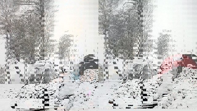 کودکان ورزقان در سرمای بیست درجه زیر صفر