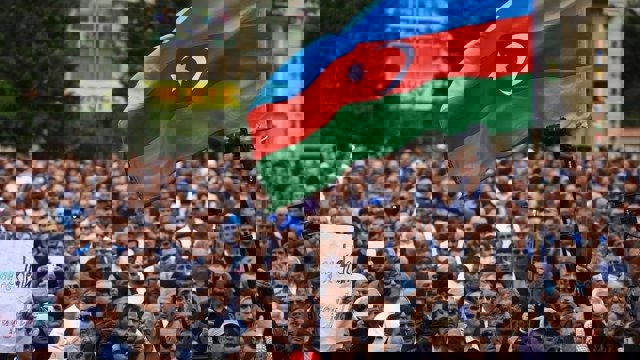 ارامنه قره‌باغ منطقه را ترک می‌کنند