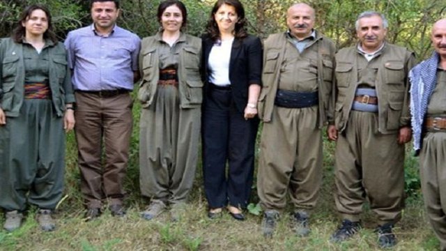 دستگیری رهبران و برخی نمایندگان حزب دموکراتیک خلق تورکیه به اتهام همکاری با گروه تروریستی