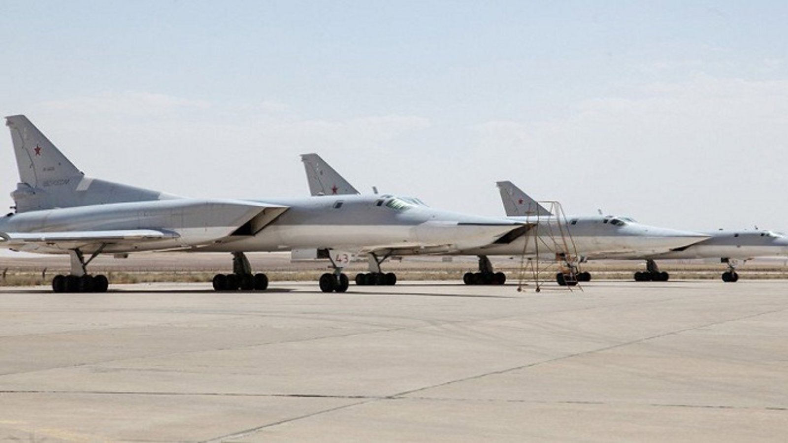 استقرار هواپیماهای جنگی  ارتش روسیه در ایران