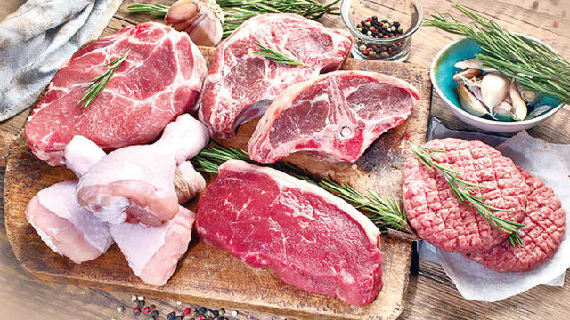 مردم در ایران در سال تنها ۳ کیلوگرم گوشت می‌خورند