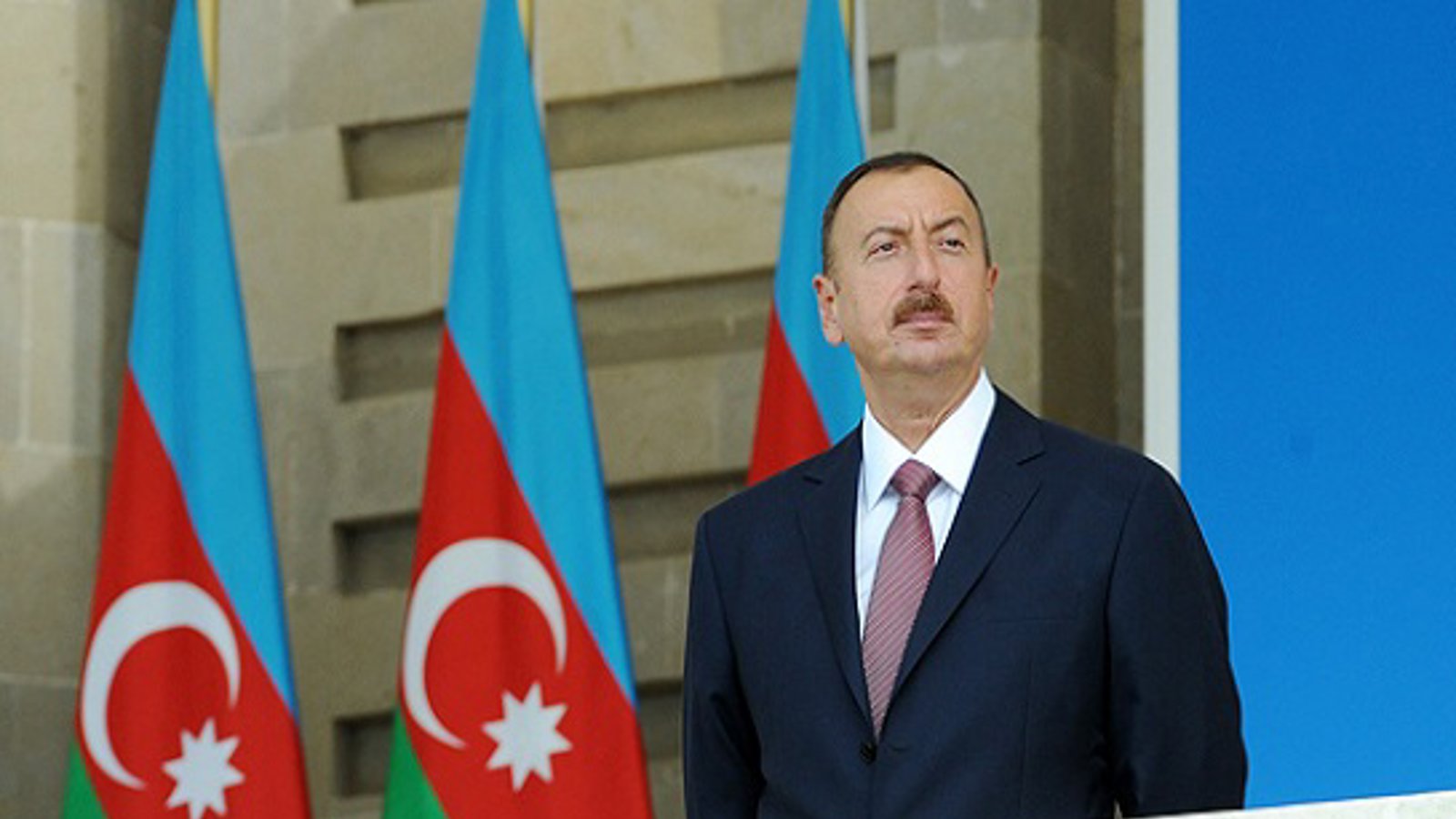 الهام علی اف:  در حال حاضر رویدادهای وحشتناکی در اروپا جریان دارد و پناهندگان در شرایط سخت به سر می برند