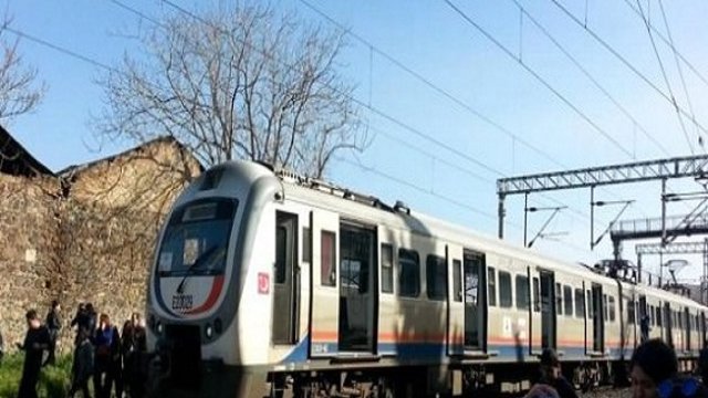 انفجار بمب در مسیر قطار آنکارا-تبریز-تهران توسط تروریستهای پ ک ک