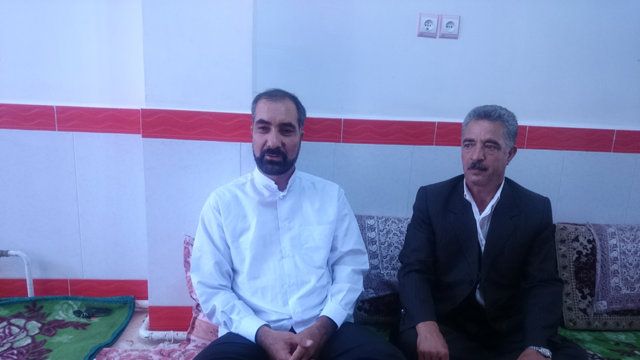 او سایه افکند و هرگز در سایه نماند