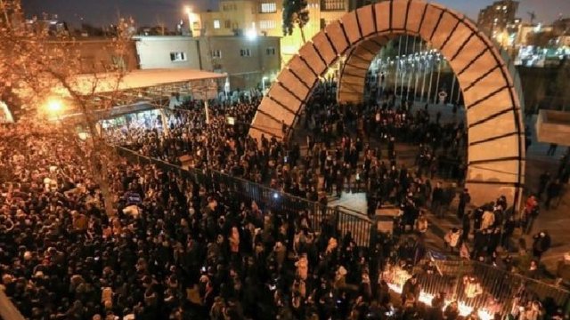 اعتراضات بر مدار ظلم ستیزی و دموکراسی خواهی بود – ارسلان بیگی