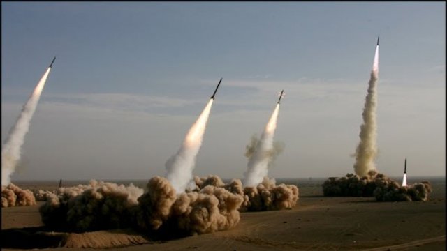 تنها یک موشک از هفت موشک پرتاب شده توسط ایران به اهداف مورد نظر برخورد کرده است