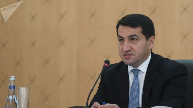 حکمت حاجی اف: 