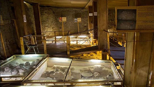 خطر در کمین اجساد گورستان۳۵۰۰ ساله تبریز