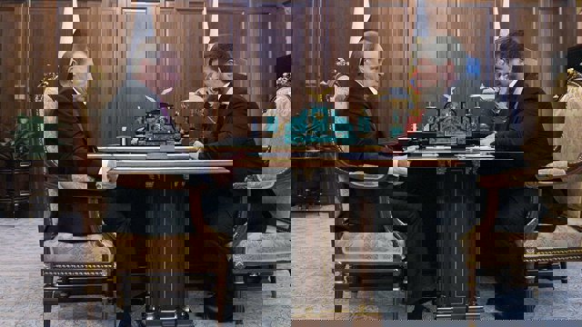 اگر کسی لب به حقیقت باز کند کشته می‌شود