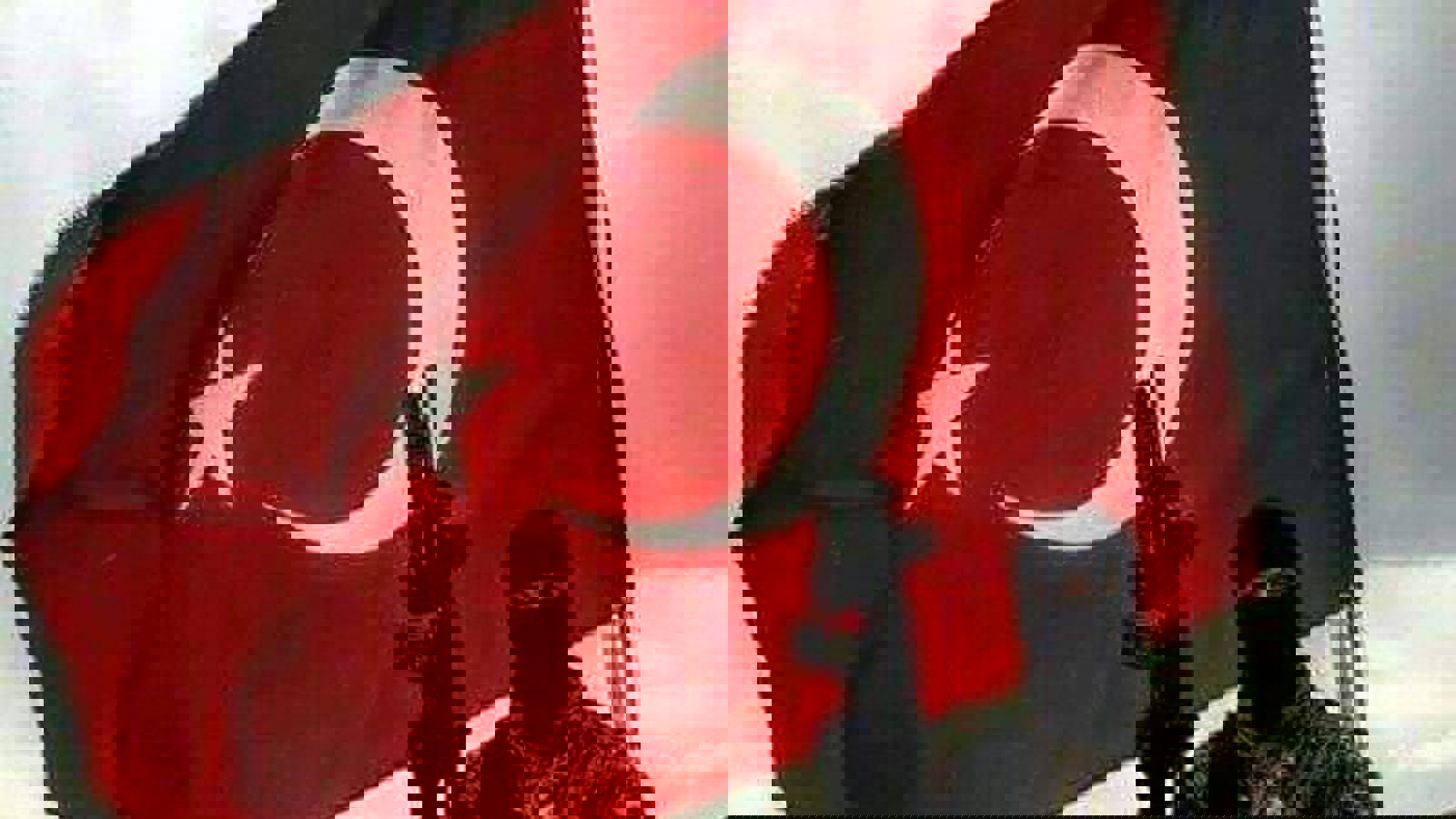 تسلیم شدن ۴ تروریست پ.ک.ک به نیروهای امنیتی ترکیه