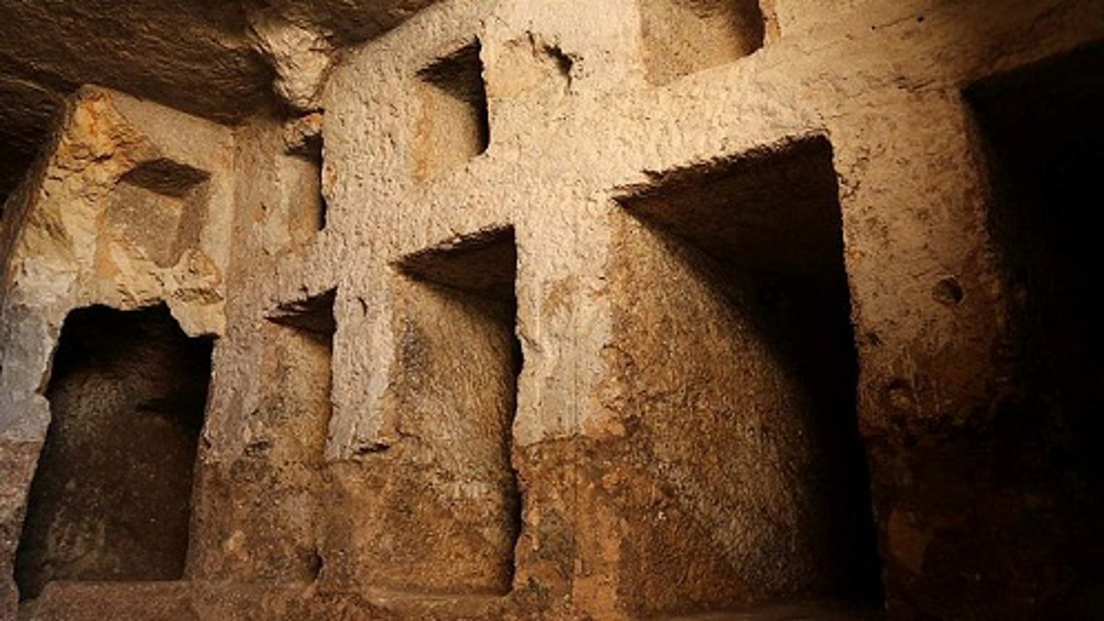 کشف بزرگترین گورستان تاریخی جهان در تورکیه + تصاویر