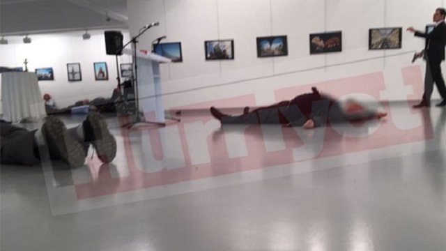 سوء قصد به جان  سفیر روسیه در آنکارا