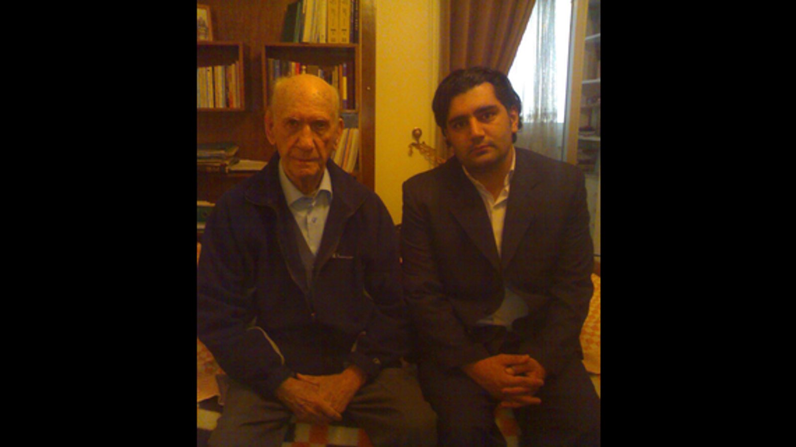 پیامی که دکتر جواد هیئت خواست تا به تمام جوانان آزربایجان برسانم