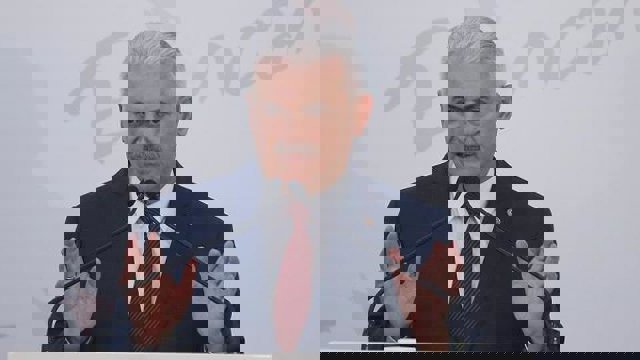 نخست وزیر ترکیه: قاتلین خوجالی، بوسنی و اروپا به ترکیه درس انسانیت می دهند