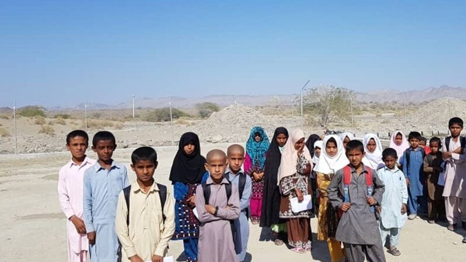 محرومیت گسترده کودکان بدون شناسنامه بلوچ از تحصیل