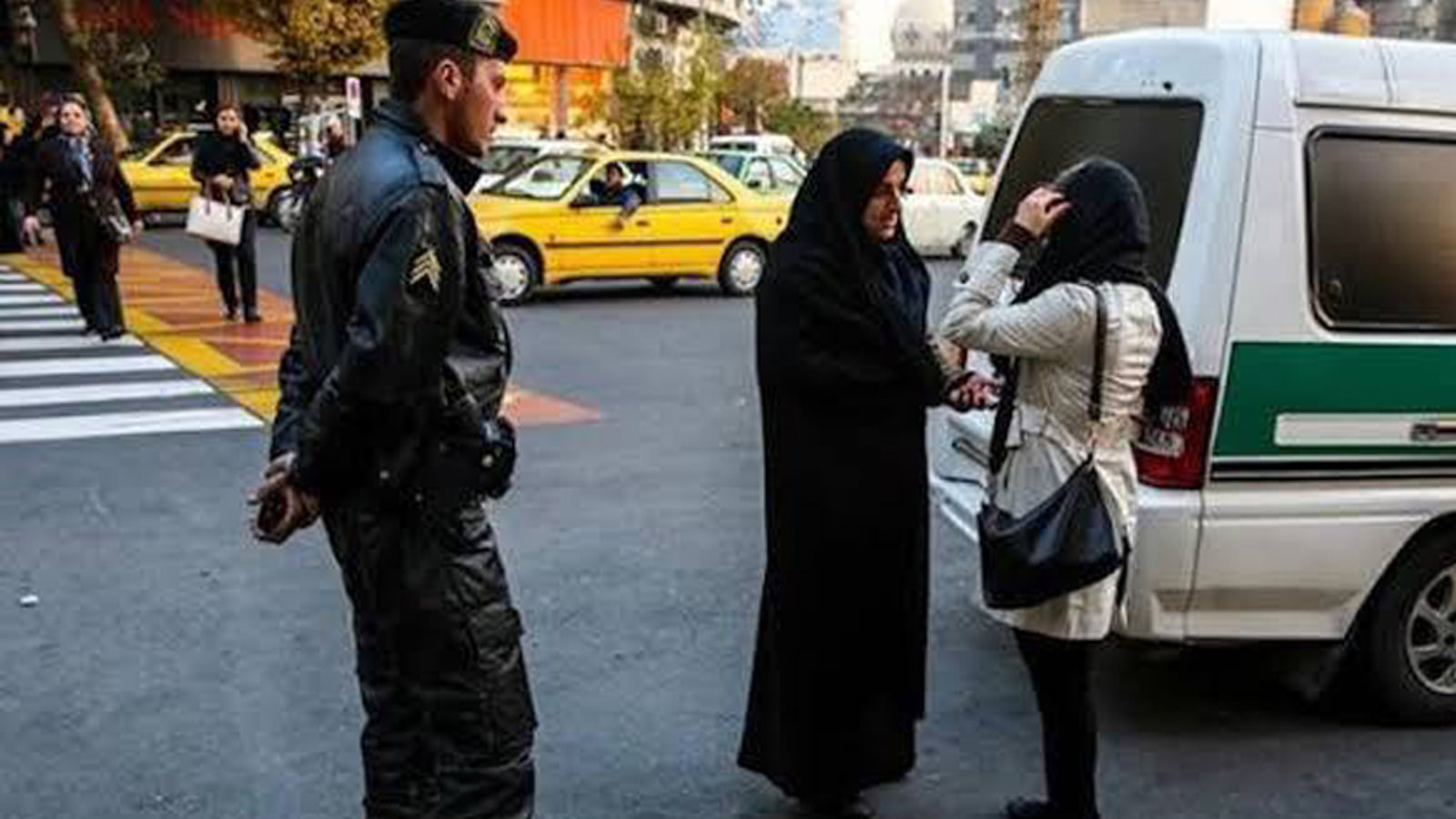 بازگشت به «تنظیمات اصلی»؛ لحن مسئولان جمهوری اسلامی درباره «حجاب اجباری» پس از گذر از انتخابات تغییر کرد