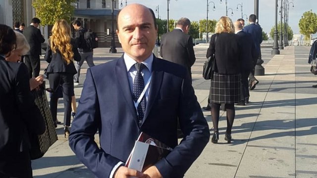 میراث مکتوب آزربایجان را پاس داریم