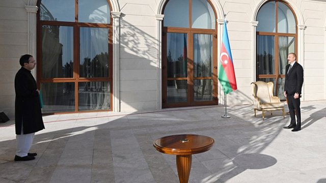 علی‌اف: اگر جامعه جهانی نتواند جلوی یک دیکتاتور احمق را بگیرد، آزربایجان او را متوقف خواهد کرد