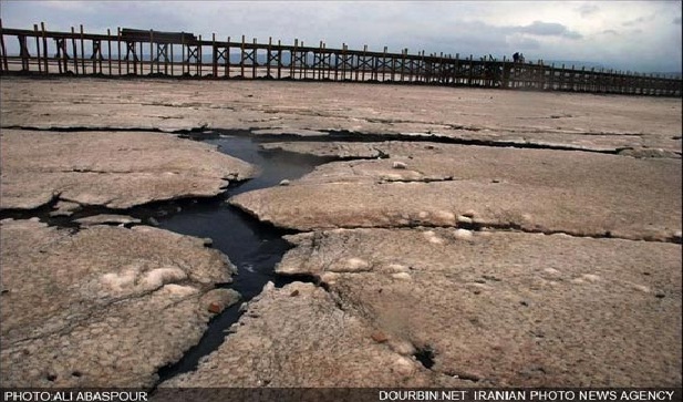بندرشرفخانه؛ خشک ترین بندر دنیا (عکس) بندرشرفخانه؛ خشک ترین بندر دنیا (عکس)