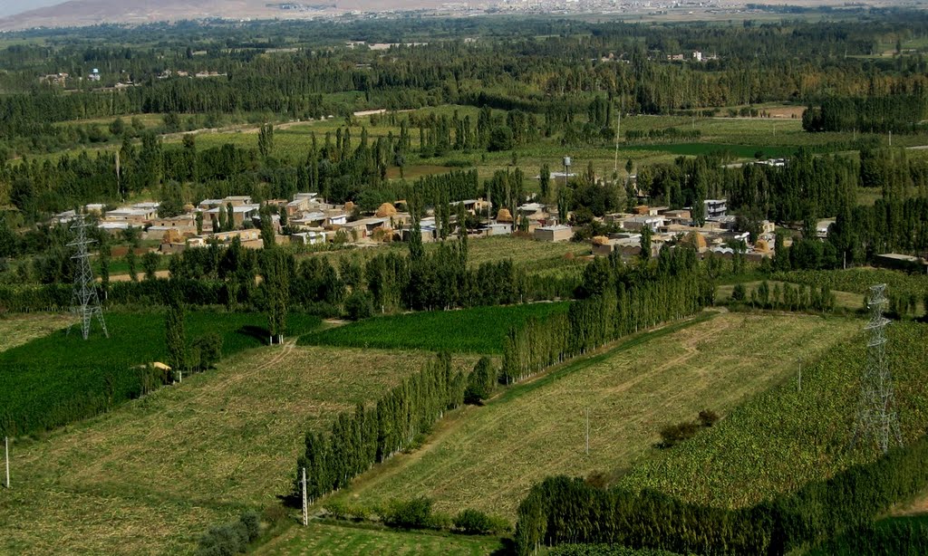 نارضایتی گردشگران داخلی و خارجی ، مردم و مسافران از تکمیل نشدن محور شهر خوی  و فیرورق - آراز نیوز