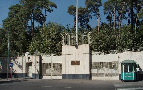 جو امنیتی در اطراف سفارت روسیه در تهران در پی فراخوان فعالان ملی جو امنیتی در اطراف سفارت روسیه در تهران در پی فراخوان فعالان ملی