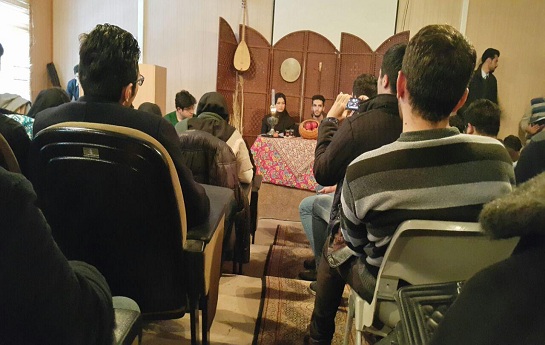 به همت کانون شمس: برگزاری نخستین شب شعر ترکی در دانشگاه صنعتی اورمیه به همت کانون شمس: برگزاری نخستین شب شعر ترکی در دانشگاه صنعتی اورمیه