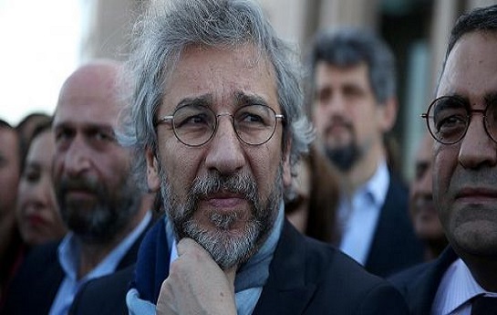 روزنامهنگار مشهور ترکیه ای از سوءقصدی جان سالم به در برد روزنامهنگار مشهور ترکیه ای از سوءقصدی جان سالم به در برد