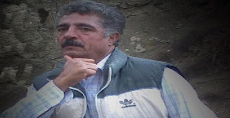 دستگیری خشونت آمیز عزیز پورولی از سوی نیروهای امنیتی در تبریز دستگیری خشونت آمیز عزیز پورولی از سوی نیروهای امنیتی در تبریز