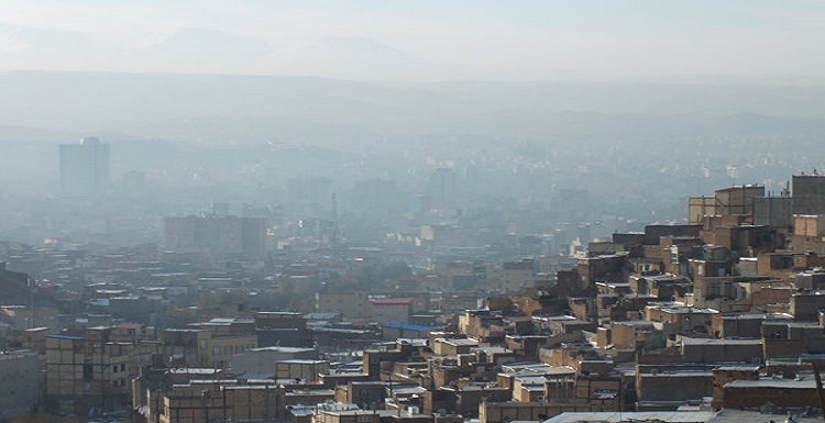 ناوگان حملونقل عمومی و سوخت مازوت نیروگاهها عامل اصلی آلودگی هوا در تبریز ناوگان حملونقل عمومی و سوخت مازوت نیروگاهها عامل اصلی آلودگی هوا در تبریز