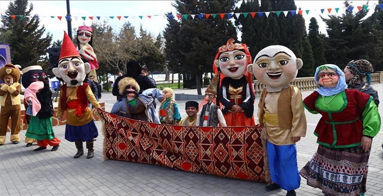 استقبال از عید اوغوز (نوروز) در جمهوری آزربایجان شمالی استقبال از عید اوغوز (نوروز) در جمهوری آزربایجان شمالی