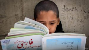 کمپین نه اعتراض به طرح بسندگی زبان فارسی آغاز به کار کرد