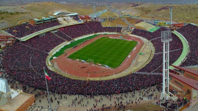 مرگ بر تاج یا مرگ بر کورد؟ مرگ بر تاج یا مرگ بر کورد؟