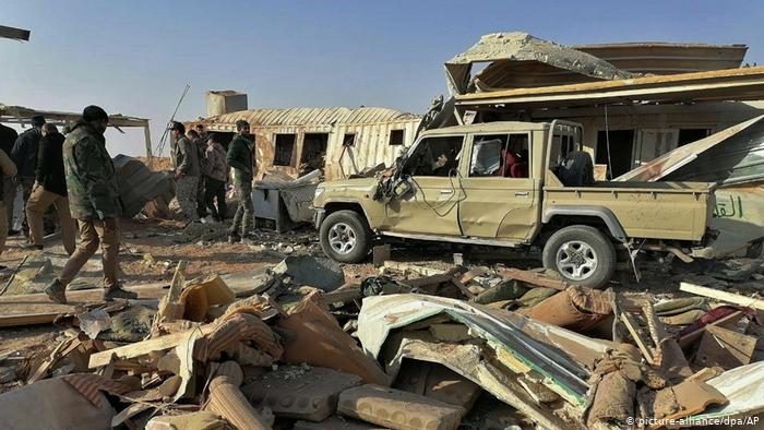 حمله به مواضع شبه نظامیان مورد حمایت ایران در عراق توسط آمریکا و بریتانیا