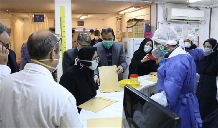 هشدار انجمنهای پزشکی به روحانی، دست کم جان دو میلیون انسان به خطر می افتد هشدار انجمنهای پزشکی به روحانی، دست کم جان دو میلیون انسان به خطر می افتد